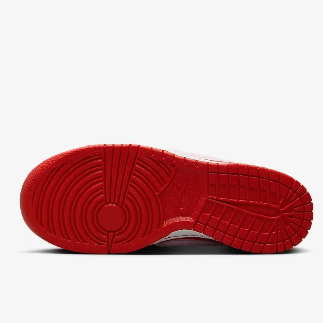 NIKE DUNK LOW GS 新品　23.5cm バレンタインデー