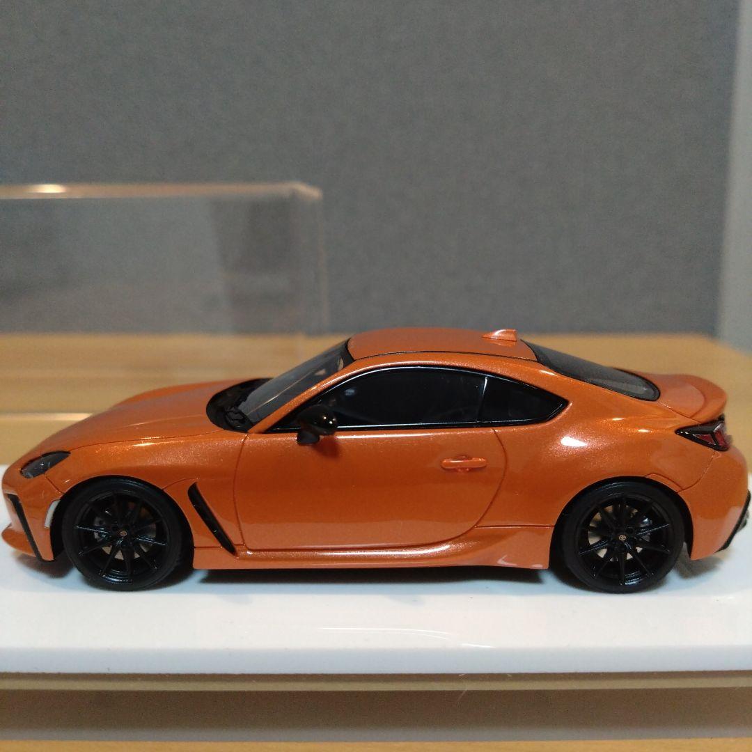 メイクアップ　ミニカーGR86 1／43 フレイムオレンジ