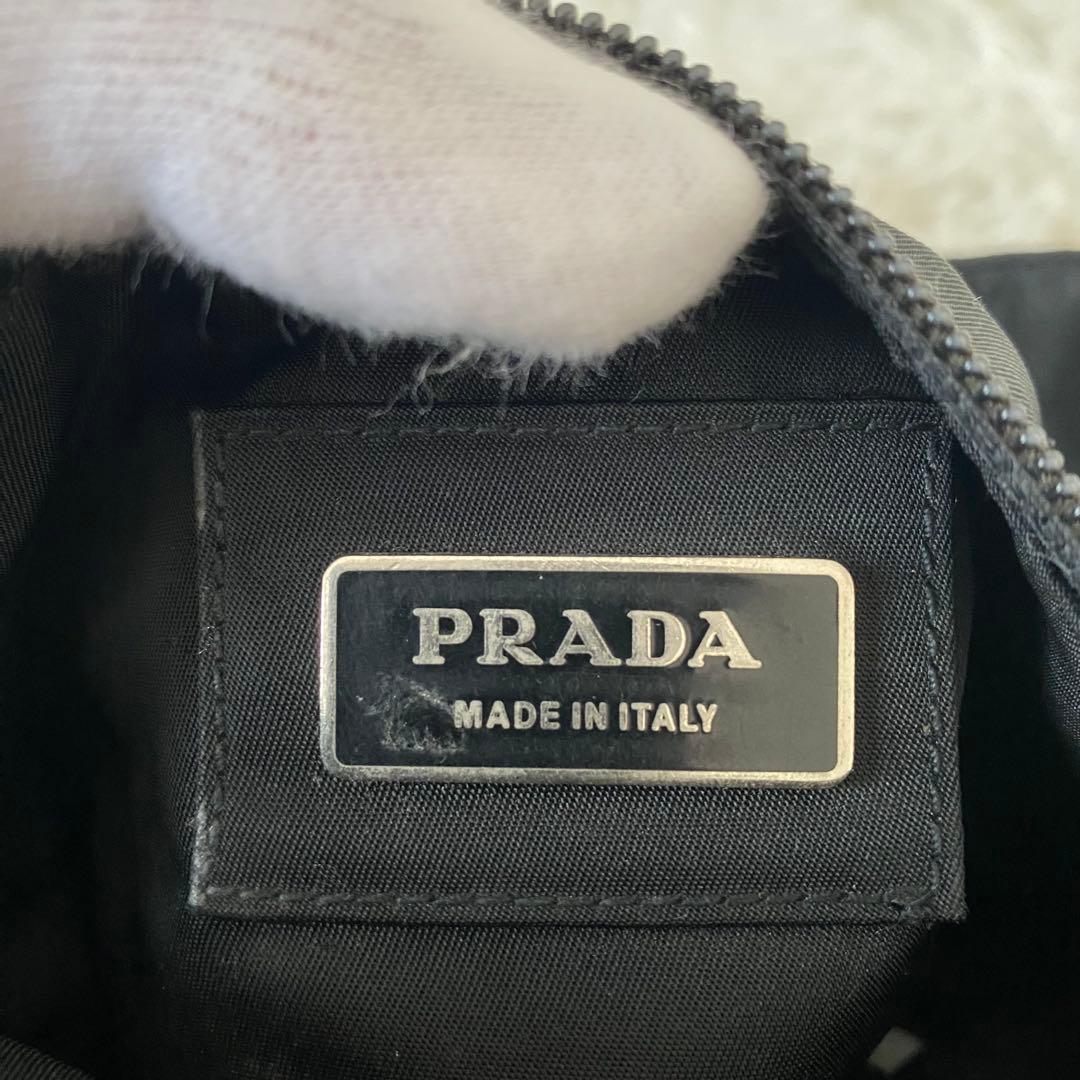 訳あり PRADA プラダ ナイロン ボディバッグ 斜めがけ 三角ロゴ ブラック