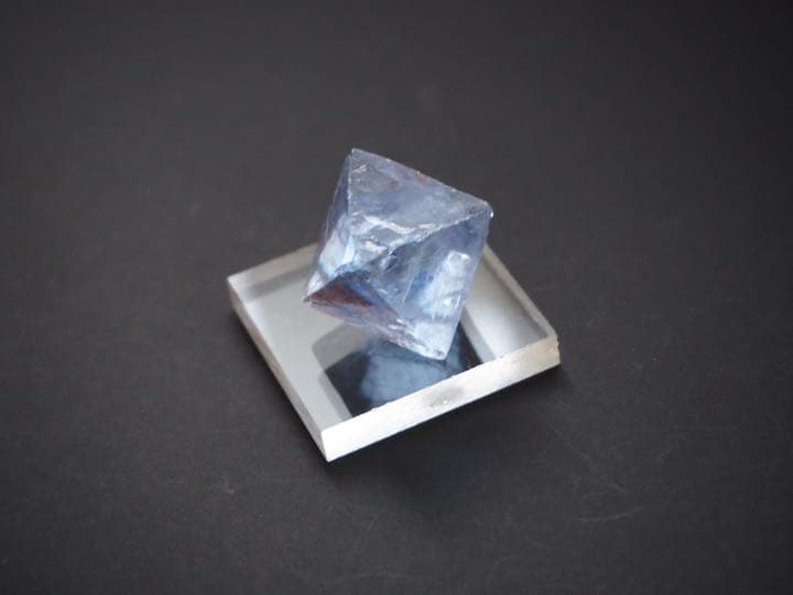 フローライト　イリノイ産　ブルー　蛍石　鉱物【B-4】