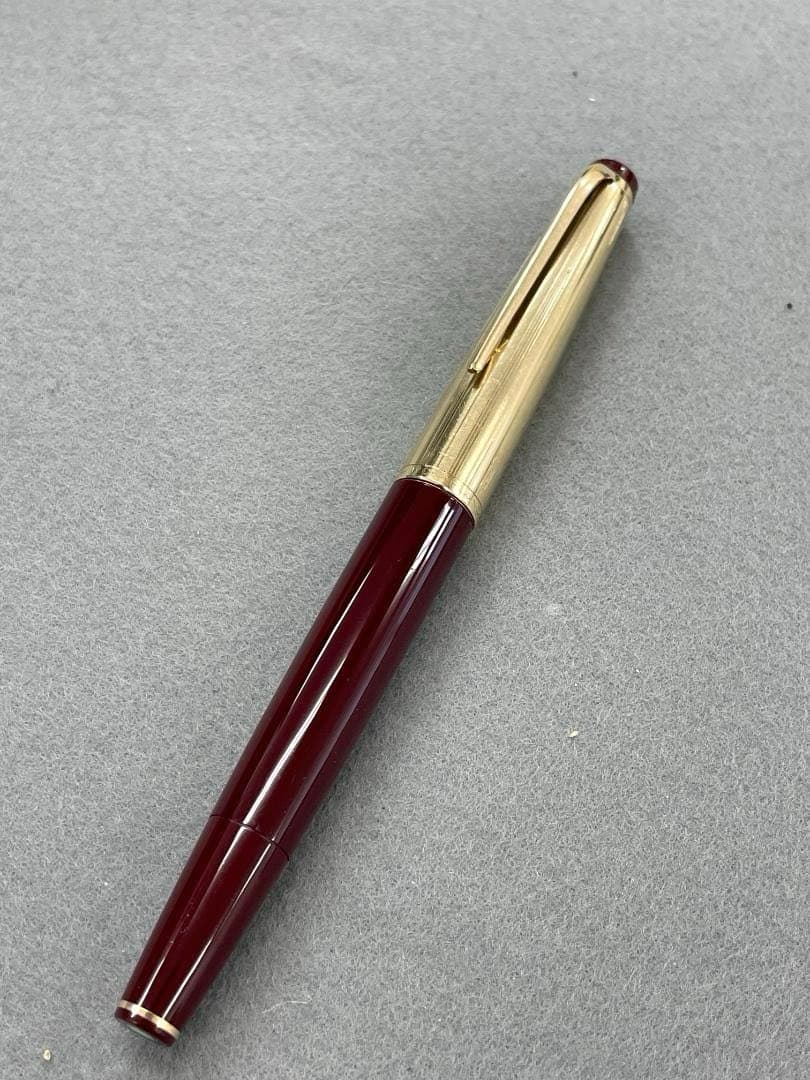 MONTBLANC モンブラン　マイスターシュテュック No.74　赤軸