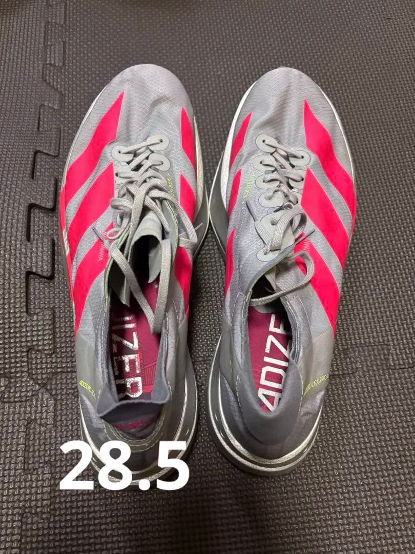 adidas adizero ランニングシューズ グレー/ピンク