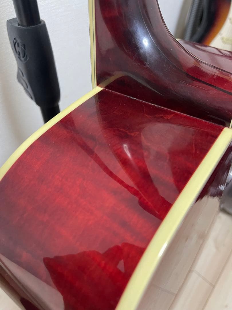 アコースティックギター　Gibson Doves in flight