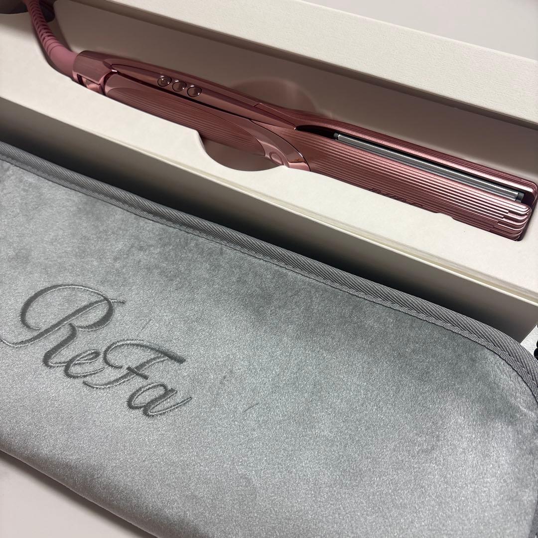 リファ　新品一度だけ使用ストレートアイロン　ピンク　ケース付き