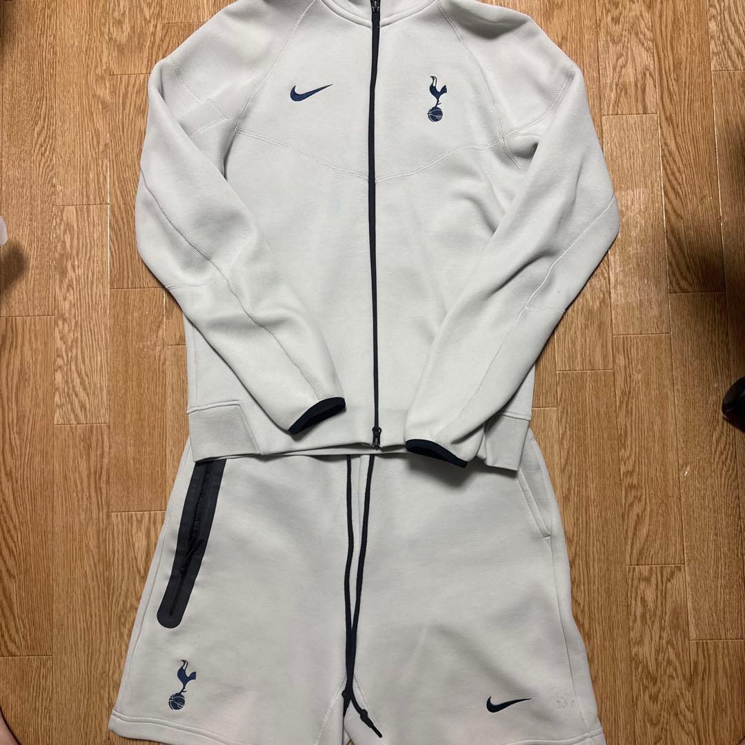 トッテナム・ホットスパー　Spurs テックフリース上下セットアップ 値下げ不可