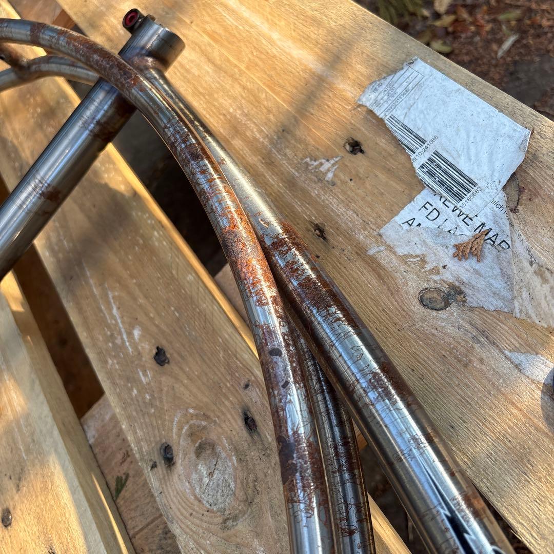 How I roll x T19 miniumピストフレーム トムソン付属