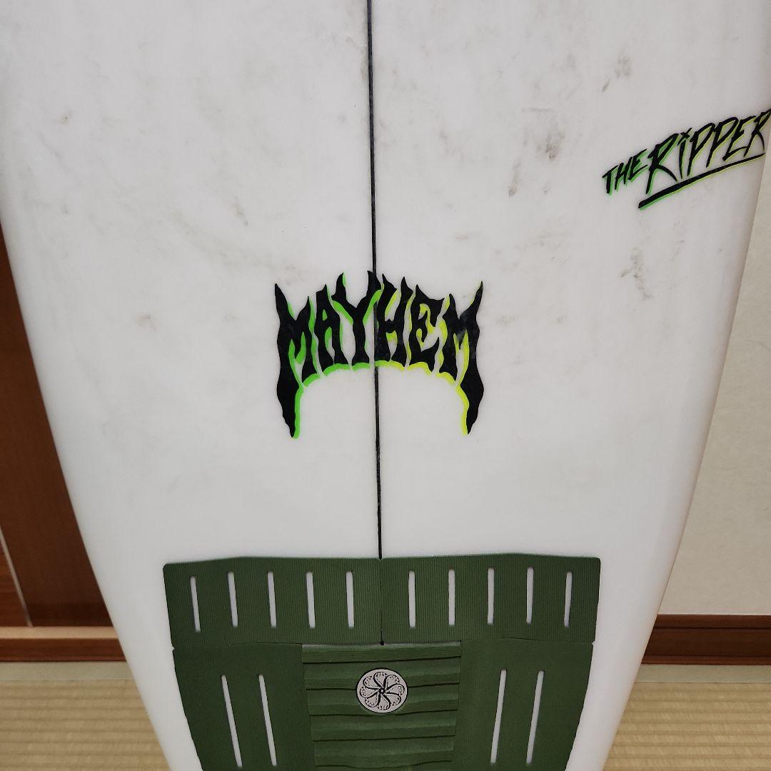 【超美品】ロストサーフボード　ザリッパー5.11