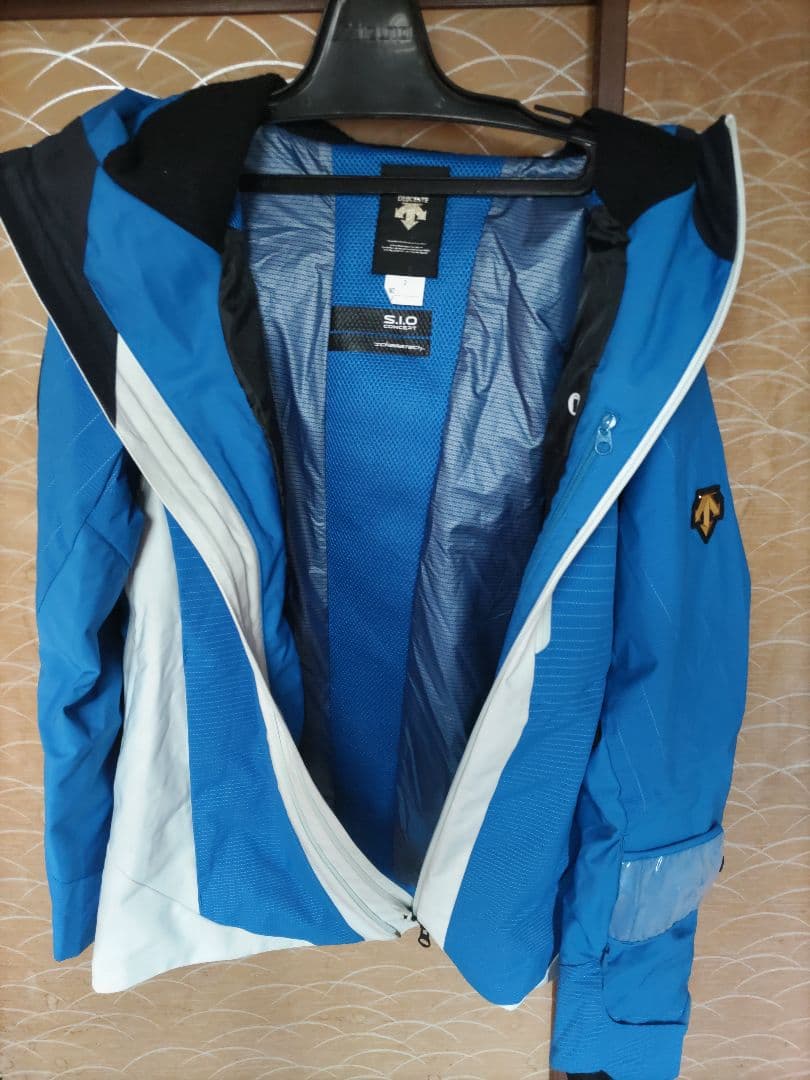 新品タグ付き TEAM DESCENT JACKET & BIB PANTS