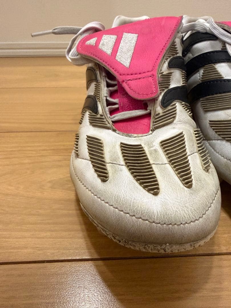 ブ*ン様 アディダス　プレデタープレシジョン.1 FG