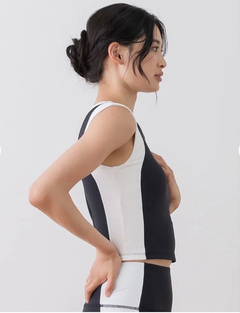 値下げしました！【SUKALA】バイカラー ショートタンクトップ Mサイズ