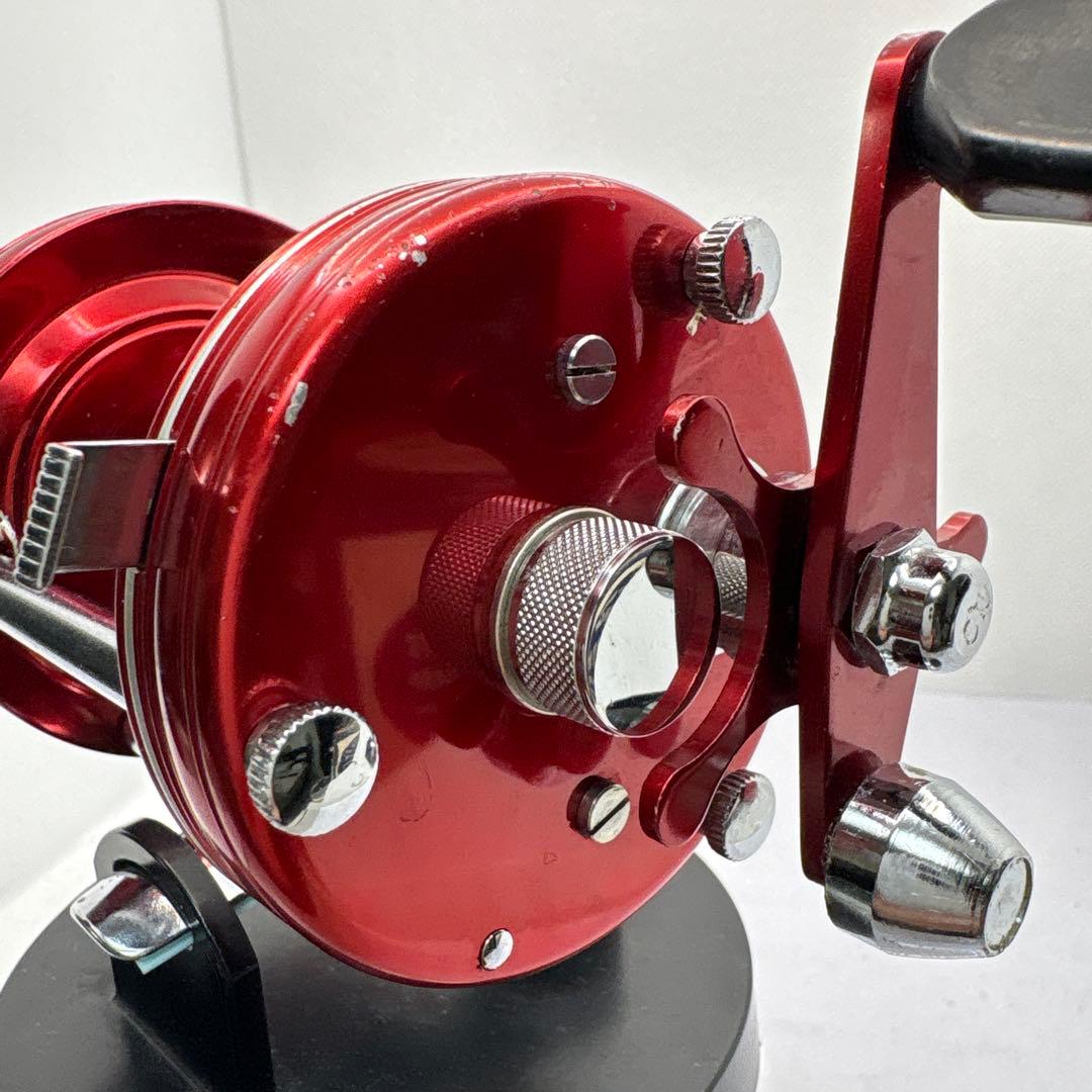 ABU Ambassadeur 6000 ベイトリール 赤