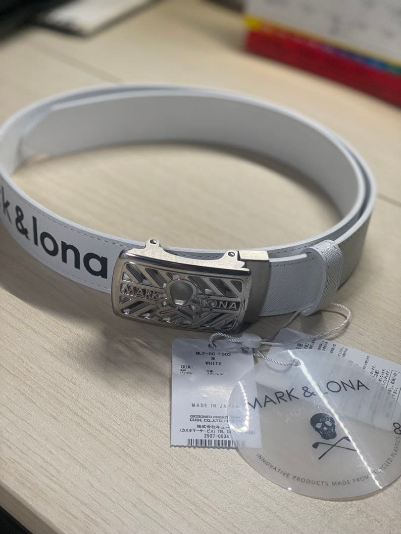 【新品】品薄商品　MARK & LONA ホワイトベルト　Mサイズ　男女兼用