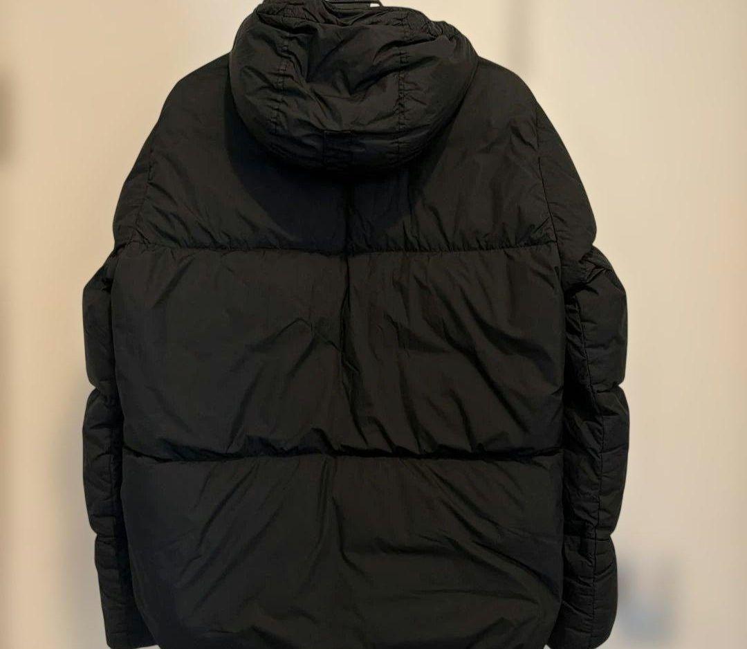 最終値下★美品！人気モデル　ストーンアイランド　ダウン　黒