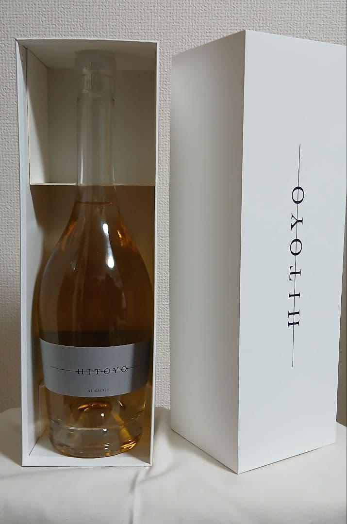 【激レア】HITOYO 700ml 32年オーク樽熟成 麦焼酎 未開封 【限定】