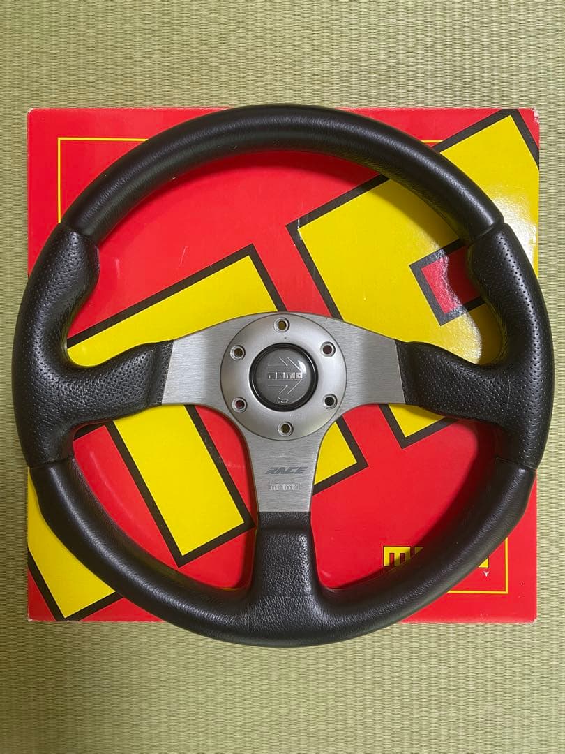 momo ステアリング RACE 35π