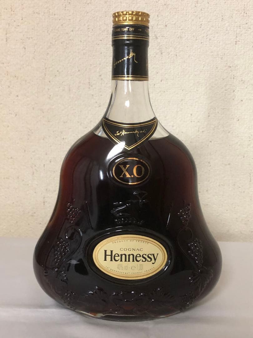 希少品　ヘネシーＸＯ　1000m l 金キャップ箱付　未開封保管品