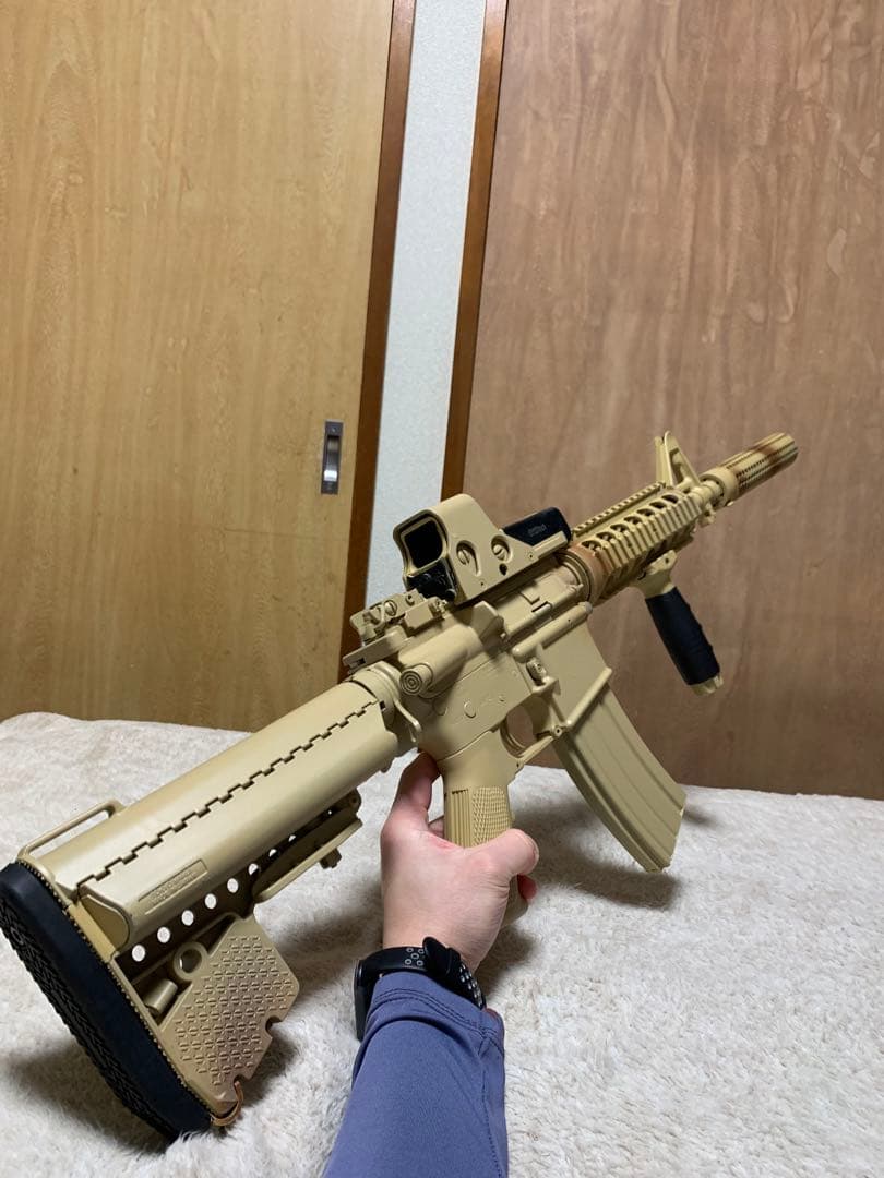東京マルイ 次世代電動ガン M4A1 CQB-R カスタム付 属品多数
