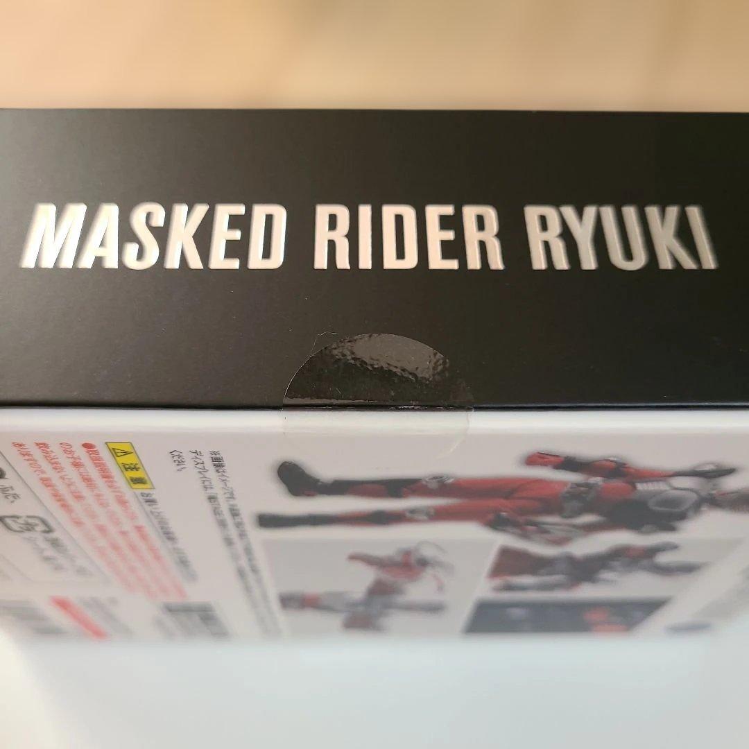S.H.フィギュアーツ（真骨彫製法） 仮面ライダー龍騎