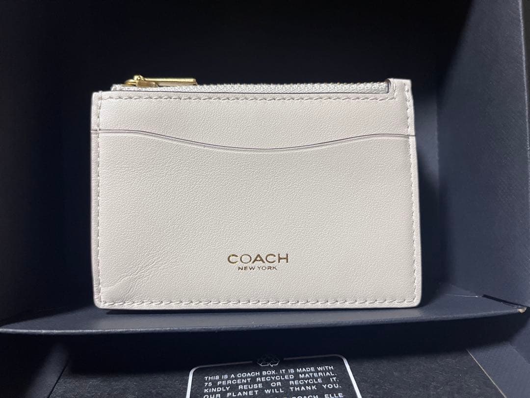 COACH カードホルダー チョーク 認証証明書付き