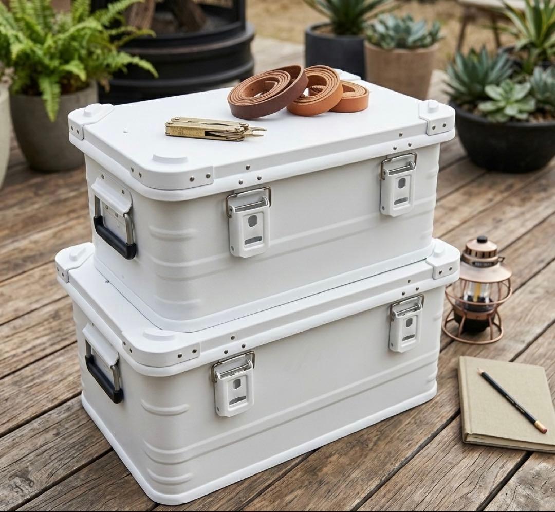 マットホワイト　スタッキング コンテナボックス　30l アウトドア　限定1点