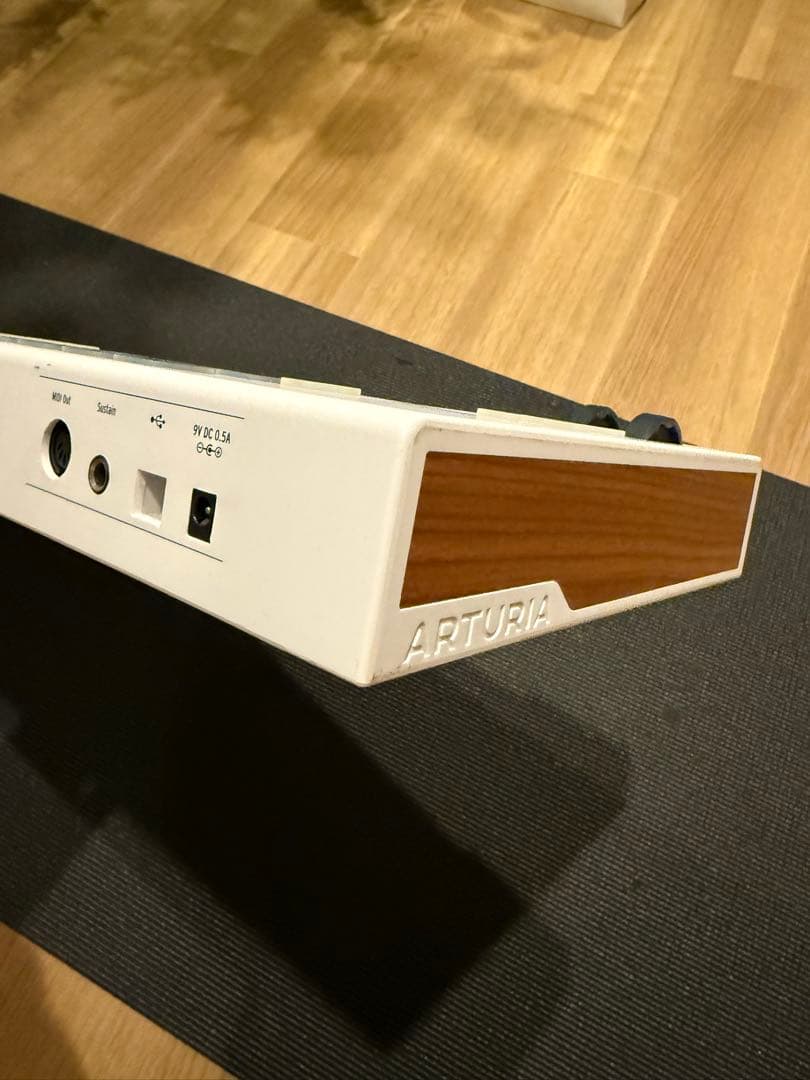 ARTURIA KEYLAB Essential 49 MIDIキーボード