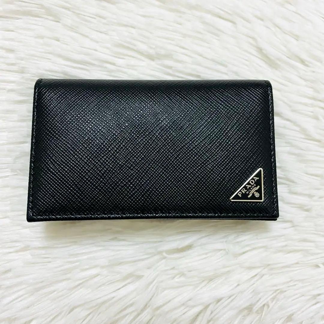 新品✨付属完備✨PRADA 名刺入れ カードケース サフィアーノレザー 三角ロゴ