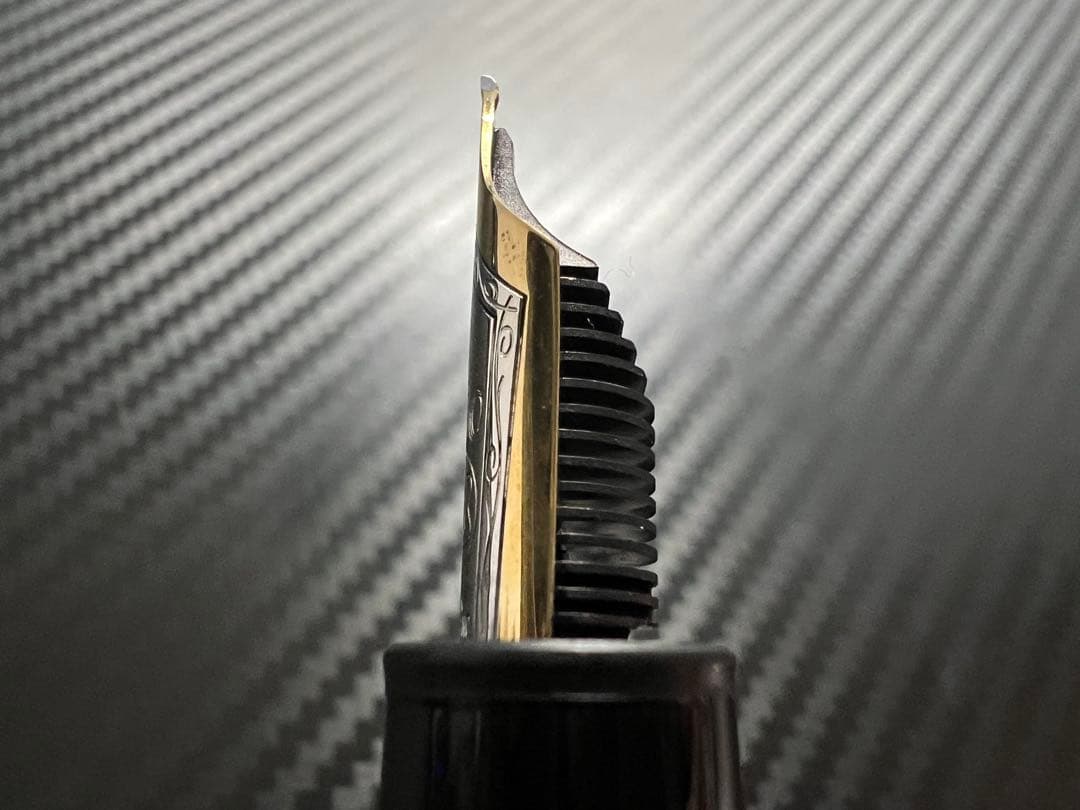 モンブラン マイスターシュテュック ル・グラン 146 万年筆 中白 EF 極細