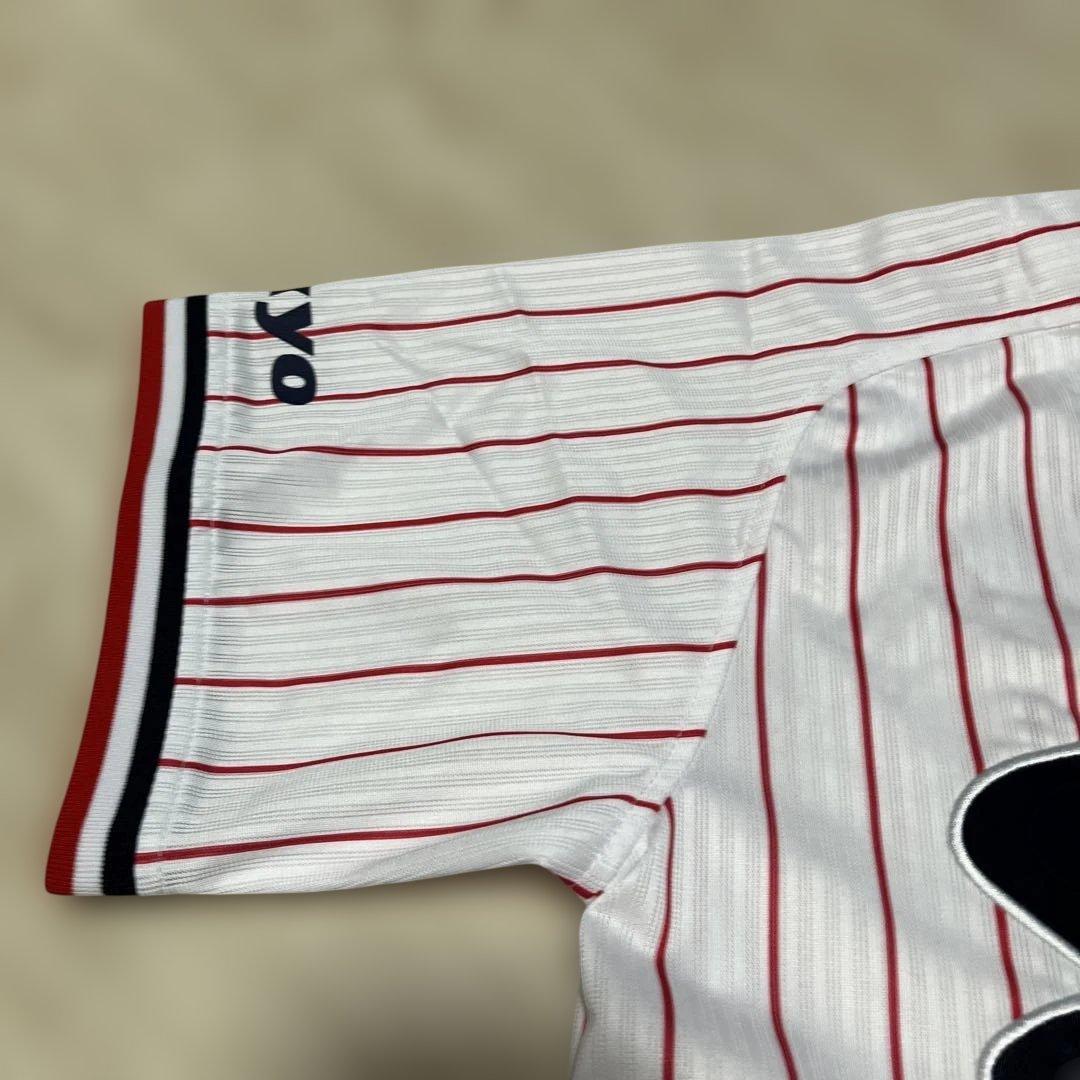 タグ付き　ヤクルトスワローズ　村上宗隆　2022年優勝記念ユニフォーム　Ｍサイズ