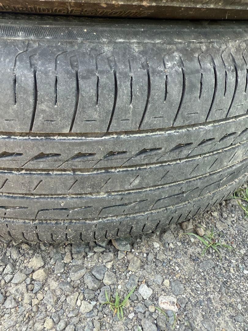195/65r15 レグノ　プリウス