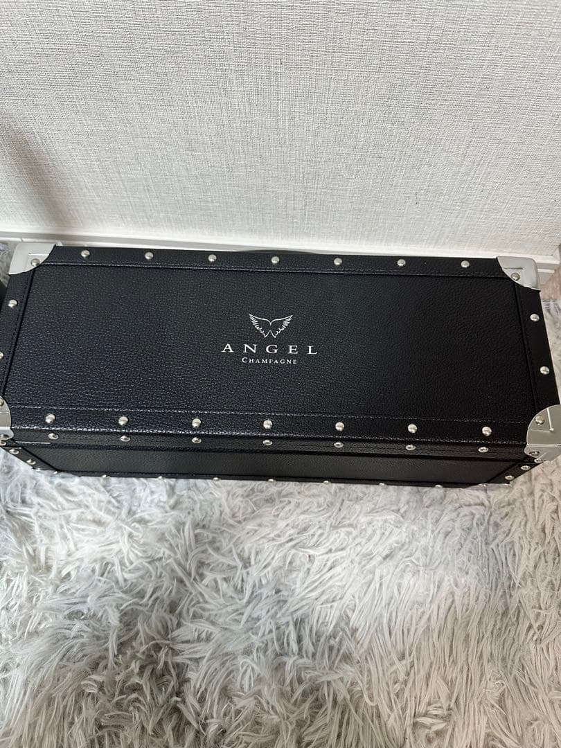 今週末まで値下げ エンジェル シャンパン