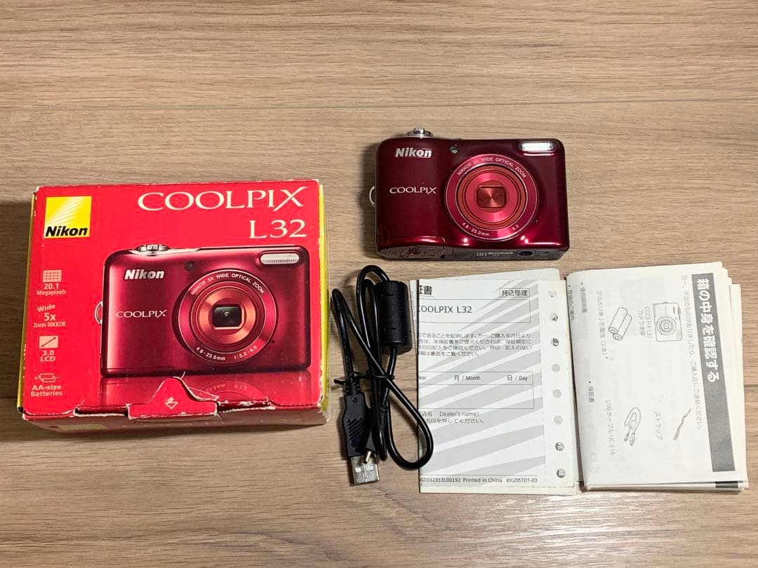 Nikon coolpix L32 クールピクス　単三電池対応