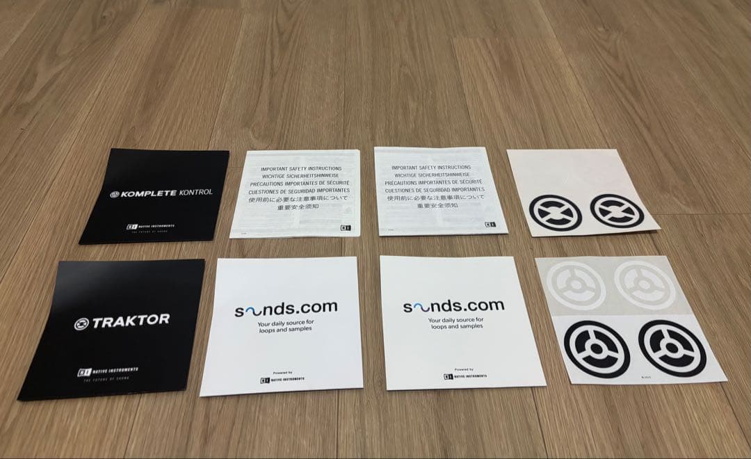 TRAKTOR KONTROL S4 MK3 DJコントローラー