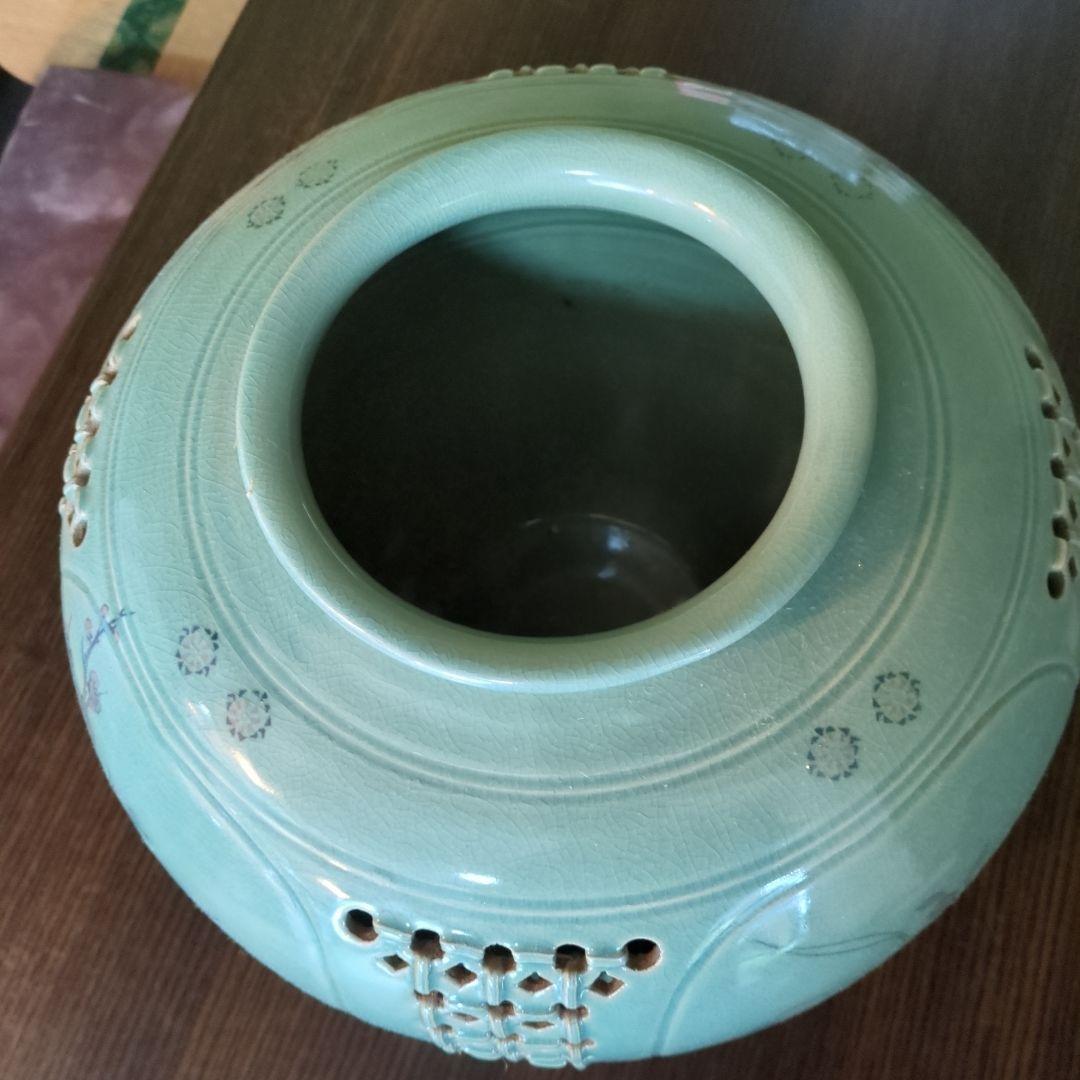 青磁・透かし・飾り壷・花器