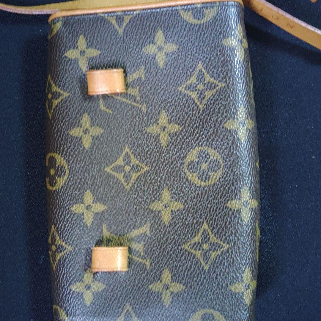 Louis Vuitton ボディバッグ ブラウン