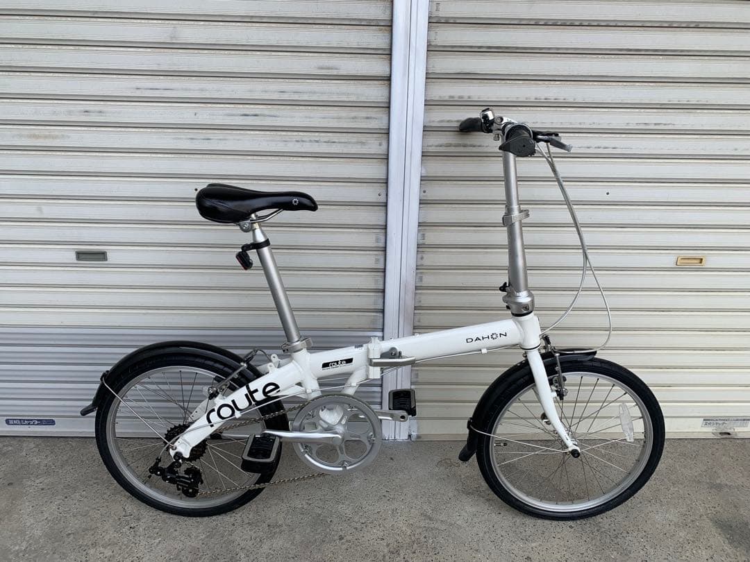 送料無料DAHON 折り畳み自転車route SHIMANO 7速 20インチ