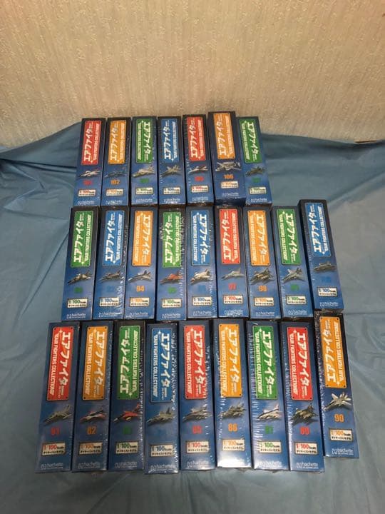 エアファイターコレクション　未使用1から125号の101機