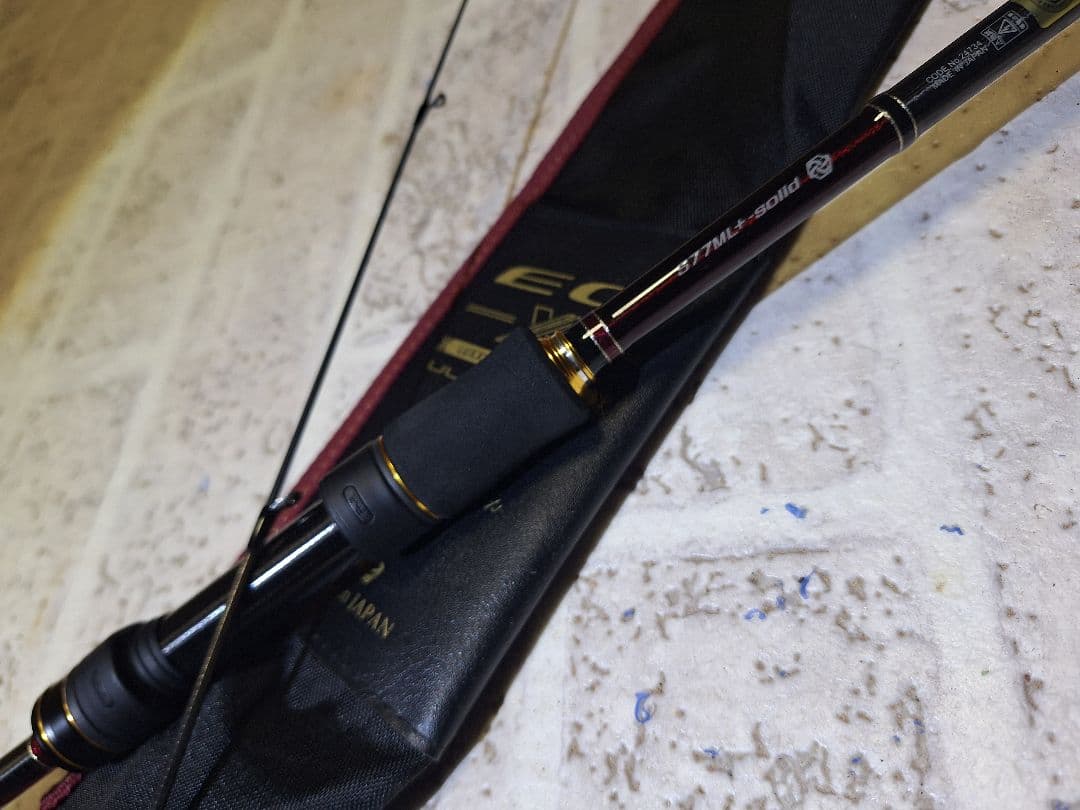 ラグゼ　EG X　アルティメイト　77ML+　Solid