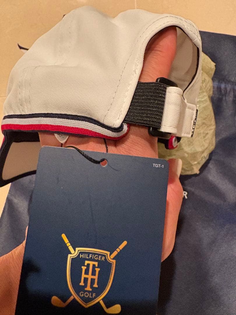 新品　2025 トミー ヒルフィガー ゴルフ　キャップ クール ボールポーチ