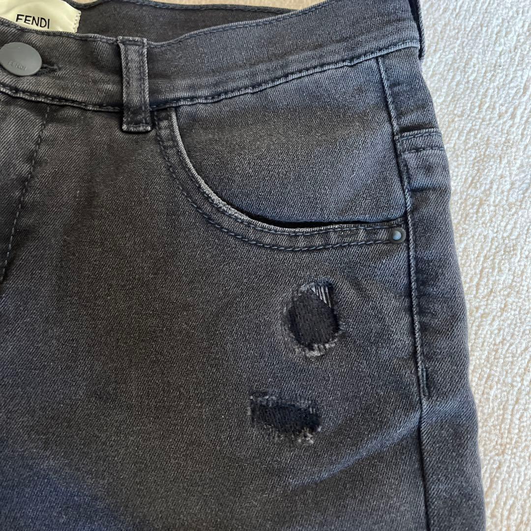 フェンディ　ブラックデニム　ジーパン　パンツ　　モンスター