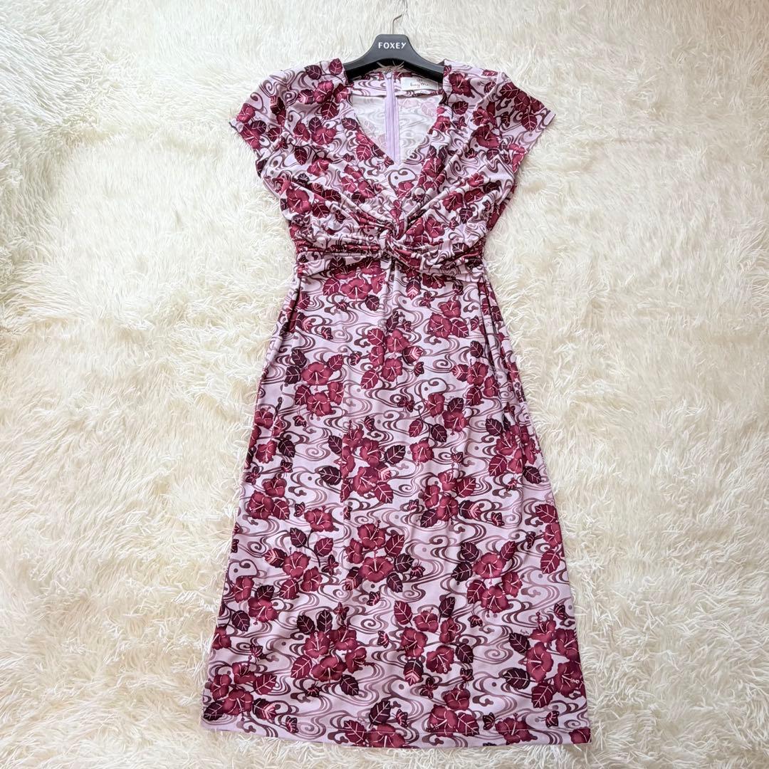 美品　9号　kayme ケイミー　紅ハイビスカス　ツイストワンピ　花柄　ピンク