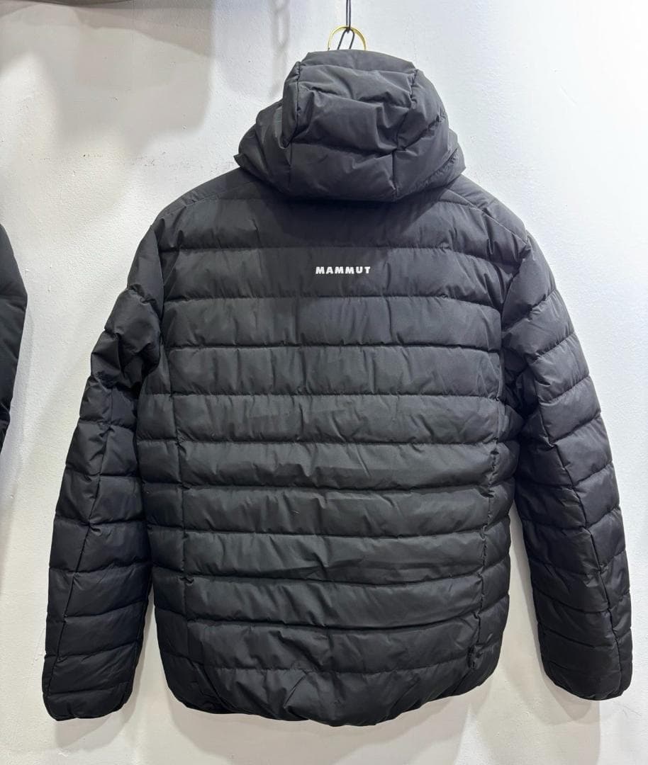 MAMMUT フード付きダウンジャケット ブラック