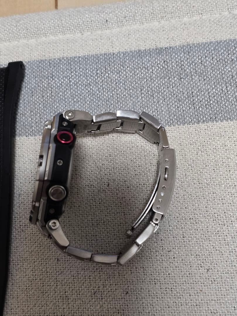 G-SHOCK　Gショック　GST-B100 g-steel ソーラー