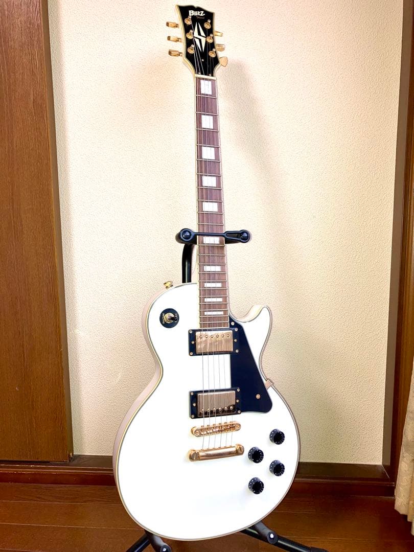 Blitz by Aria Pro II エレキギター　ホワイト ゴールド　美品