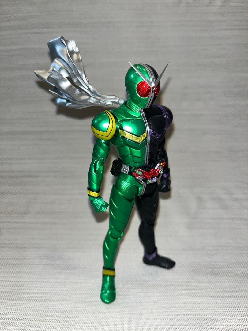 S.H.フィギュアーツ(真骨彫製法)仮面ライダーW サイクロンジョーカー風都探偵