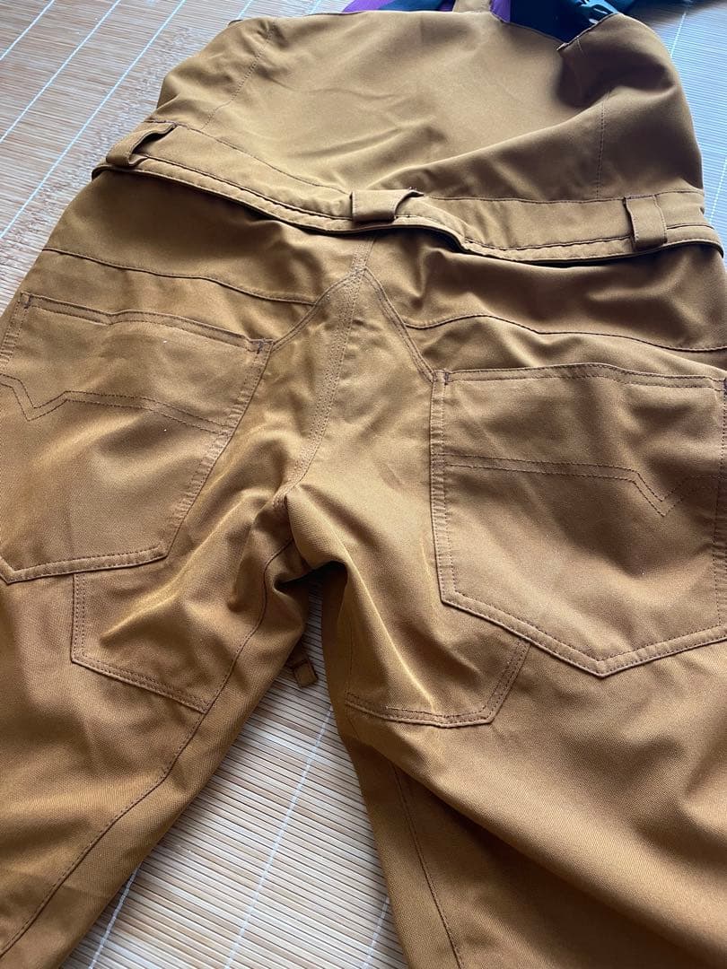 ボルコム　スノボウェア　レディース