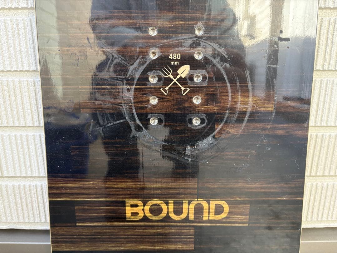 スノーボード 板　BOUND GOLD RUSH 144cm バンブー　グラトリ