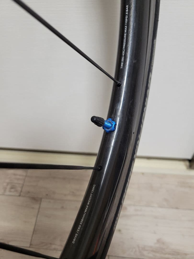 エリートホイール DRIVE40V チューブレスタイヤ