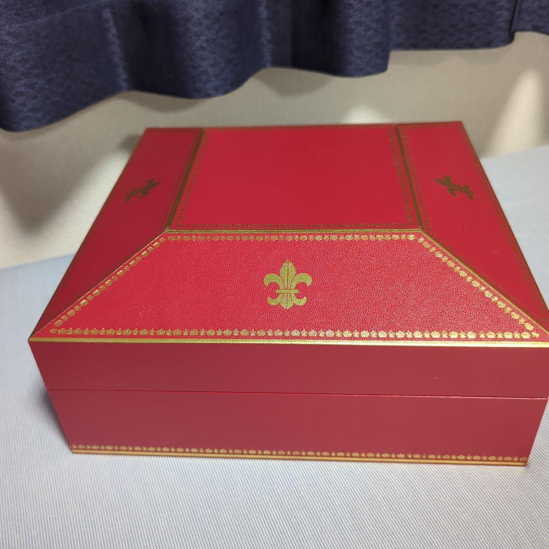 レミーマルタン LOUIS XIII コニャック 未開封品 四角型箱