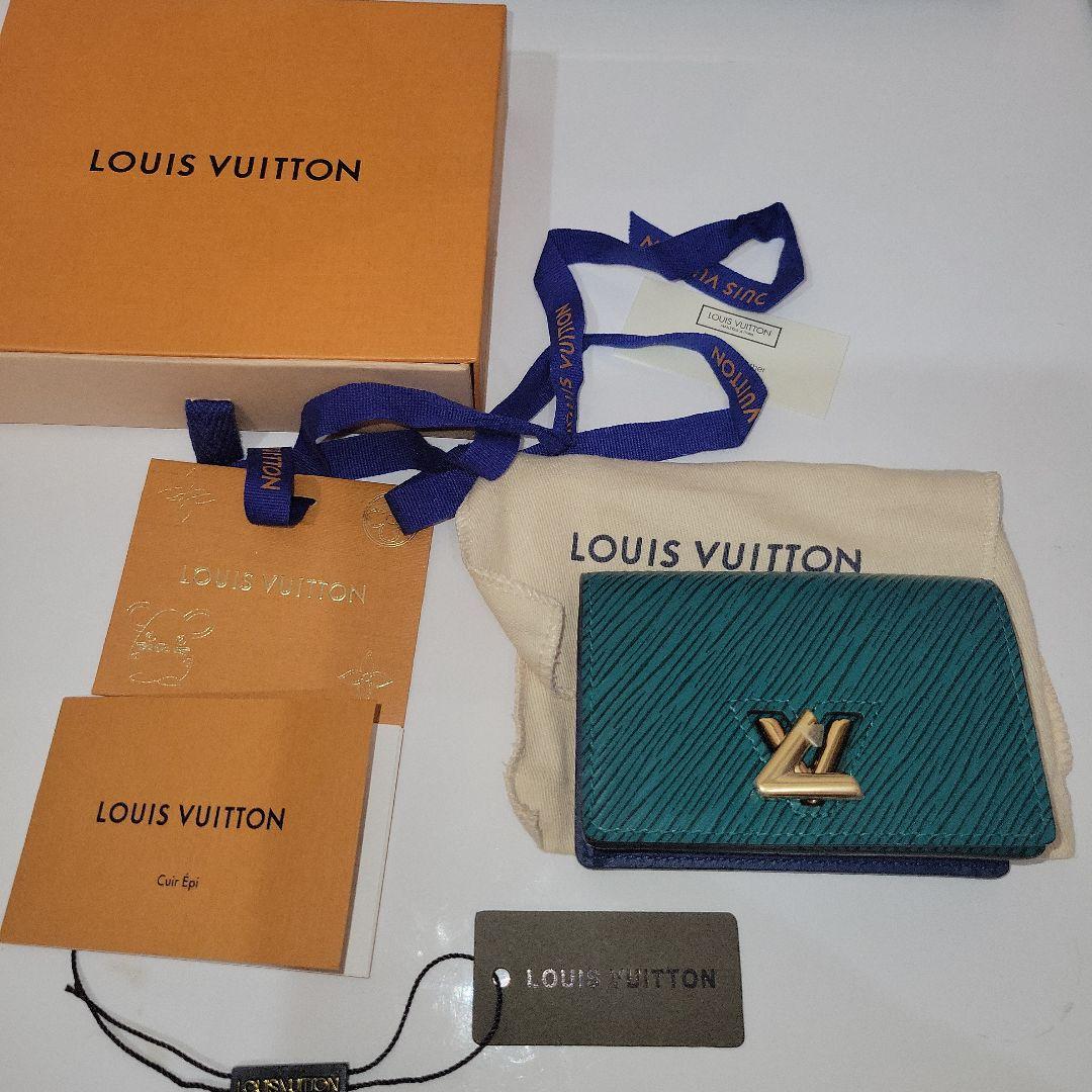 LOUIS VUITTON カードケース未使用エピ ツイストミュルティカルト