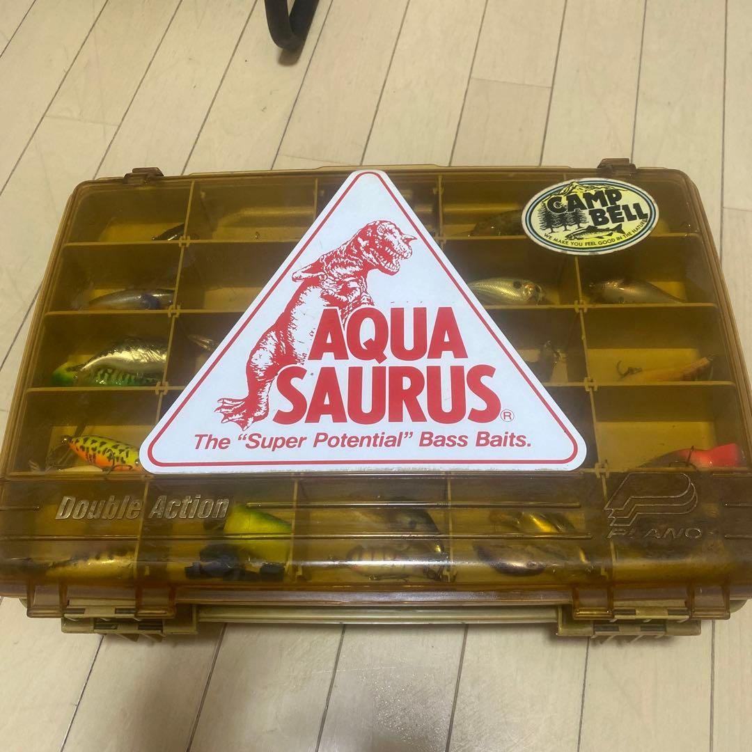 だいぶ昔に使っていた物です。フックは潰してあるのがあります。